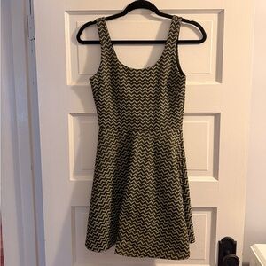 AQUA Gold Chiffon Zippered Dress Size S